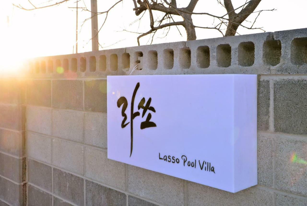 Lasso Pool Villa Sokcho Exterior photo